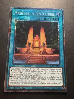 Yugioh! Mausoleum des Kaisers Platinum Secret Rare - RA03-DE167 1. Auflage - DE - Image 1