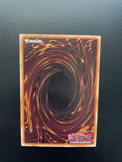 Yugioh Majesty with Eyes Of Blue LCKC-EN031 Secret Rare 1st Edition NM/LP - Image 2