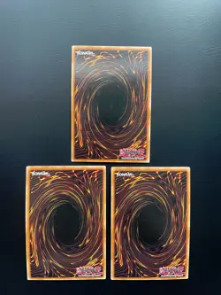 Yugioh Cyber Dragon Drei SDCR-EN002 Super Rare 1st Edition NM/LP X3 - Image 2