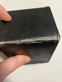 Ultra Pro MtG Deck Box Flip Box - Black Mana - Image 4