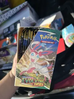 Pokemon TCG Sword & Shield Evolving Skies Open Booster Box - 36 Sealed Packs - Image 2