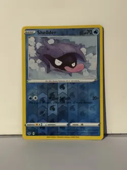 Shellder Reverse Holo 040/202 SWSH01: Sword & Shield Base Set Near Mint Pokemon - Image 1