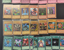 YUGIOH TCG - Batch of Cards - Spanish (1st edition) and English Cards - Image 4