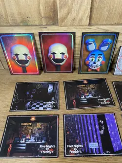 FIVE NIGHTS AT FREDDY'S 2016 TRADING CARD BUNDLE INC SHINY HOLOGRAMS X27 Total - Image 2