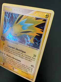 Carte Pokemon : Voltali 8/115 Reverse Ex Forces Cachees Francaise - Image 3