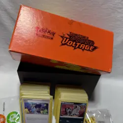 *Opened* Pokemon Vivid Voltage Elite Trainer Box + Goodies (No Packs) *READ* - Image 3