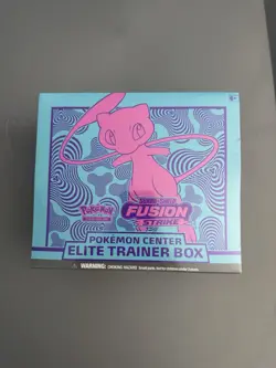 Pokemon TCG - Fusion Strike - Pokemon Center Exclusive - ETB (Sealed) - Image 1