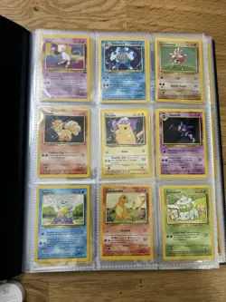 Pokemon Base Set Vintage Collection Binder WOTC Holos Full 200+ Card Lot LP-HP - Image 2