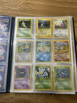 Pokemon Base Set Vintage Collection Binder WOTC Holos Full 200+ Card Lot LP-HP - Image 4