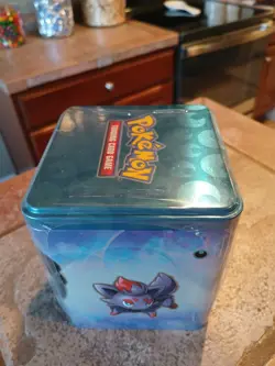 Pokemon TCG Darkness Stacking Tin 2022 - 3 booster packs 1 Coin (Sealed) Umbreon - Image 4