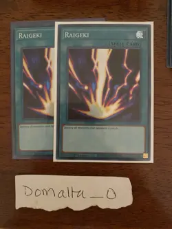 2x YuGiOh Raigeki SDCH-EN021 Super Rare 1st Edition LP - Image 1