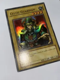 YUGIOH | CELTIC GUARDIAN | SUPER RARE | LOB-E005 | 1st Edition | NM - Image 3