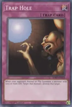 Trap Hole - SDBT-EN028 - Common - 1st Edition NM YuGiOh! Structure Deck: Beware - Image 1