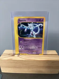 Pokemon Mewtwo TCG Reverse Holo Rare Card 56/165 Expedition Base Set - Image 3
