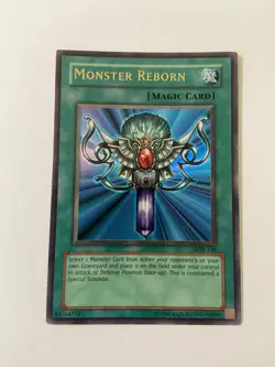 Yugioh Monster Reborn LOB-118 Ultra Rare - MP/LP - OG PRINT ENGLISH - Image 1