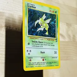 Vintage 2000 Scyther 17/130 Base Set 2 Holo Rare Swirl MP English Pokemon Card - Image 4
