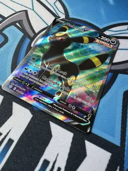 Umbreon V 188/203 Evolving Skies Full Art Pokemon Card - Image 2