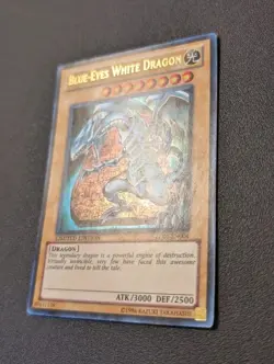 Blue-Eyes White Dragon LC01-EN004 Ultra Rare Limited Edition Yugioh LP - Image 2