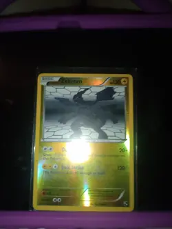 Zekrom Basic Holo Rare Pokemon Card 130 HP Electric Type - Image 1