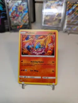 Moltres 38/214 Sun & Moon Lost Thunder Cracked Ice Holo Rare Pokemon TCG Card - Image 1