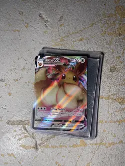 Pokemon TCG: EEVEE VMAX | SHINING FATES ELITE TRAINER - Image 2