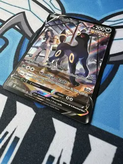 Umbreon v TG22/TG30 Brilliant Stars Trainer Gallery Pokemon Card - Image 2