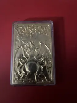 pokemon 23k gold plated trading card charizard - Image 1