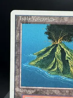 MTG Revised Volcanic Island- Isola Volcanica Rare Italian 1994 Vintage VLP/NM! - Image 2