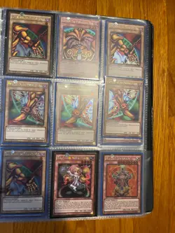 yugioh binder collection over 1000 cards 5 binders - Image 1