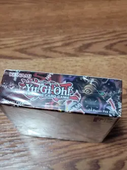 YuGiOh TCG Pharaoh's Servant 25TH ANNIVERSARY Booster Box SEALED!^ - Image 4