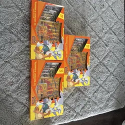 POKEMON Reshiram & Charizard GX Premium Collection - Image 1