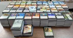 Vintage Magic the Gathering Card Lot ~9800 Cards - 2014-2024 Mythic, Rare, Foil - Image 2