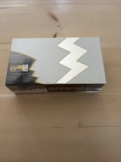 Pokemon TCG - Sealed 25th Anniversary Celebrations Ultra Premium Collection Box - Image 3