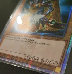 3x Dark Magician Quarter Century Secret Rare YUGIOH NM Playset - Image 5