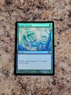 FOIL Giant Growth Eighth Edition Common - MTG Magic the Gathering Card Near Mint - Image 1