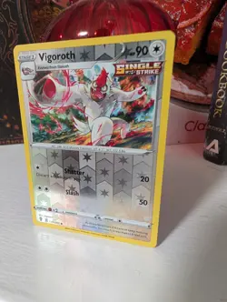 Vigoroth 130/203 SWSH07: Evolving Skies Reverse Holo Pokemon Card - Image 2