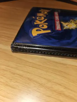 Pokemon VINTAGE CARD ASSORTMENT In Vintage WIZARD OF THE COAST Binder. - Image 3