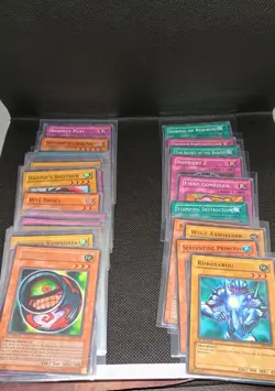 1st Edition Vintage/Modern Yu-gi-oh 129 Card Lot (128 English Cards) - Image 2
