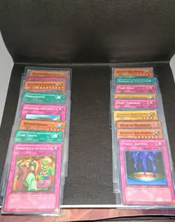 1st Edition Vintage/Modern Yu-gi-oh 129 Card Lot (128 English Cards) - Image 3