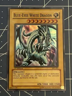 Yugioh Blue-Eyes White Dragon SKE-001 Super Rare 1st Edition LP - Image 1