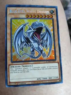 YUGIOH • BLUE EYES WHITE DRAGON • SECRET RARE • BLMM-EN001 • 1st EDITION • NM - Image 1