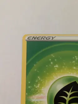 Basic Grass 2022 Energy - Pokemon TCG card - ERROR MISCUT Alignment Dot - Image 2