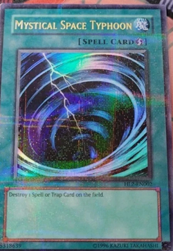✨Mystical Space Typhoon Ultra Rare Parallel HL2-EN002 Yugioh Card English LP - Image 1
