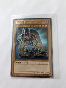 Yugioh Dark Magician YSYR-EN001 Ultimate Rare 1st Edition damage - Image 1