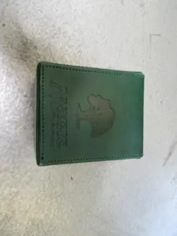 Ultra Pro Magic the Gathering MTG Forest Green Mana Flip Deck Box Magnetic - Image 4