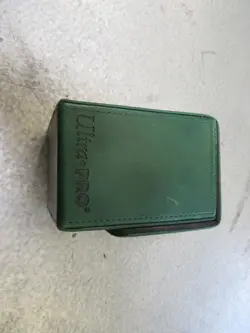 Ultra Pro Magic the Gathering MTG Forest Green Mana Flip Deck Box Magnetic - Image 5