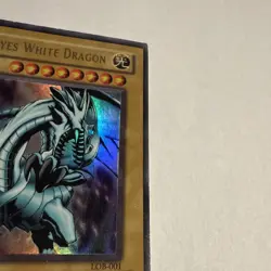 2002 Blue-Eyes White Dragon Ultra Rare Holo Yugioh LOB-001 MP - Image 3