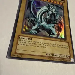 2002 Blue-Eyes White Dragon Ultra Rare Holo Yugioh LOB-001 MP - Image 5