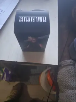 MTG Final Fantasy Alcove Edge Deck Box -Cloud and Sephiroth & 2 Commander Decks - Image 2