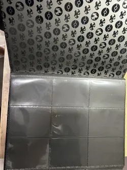 Ultra Pro Pokemon TCG - 9 Pocket Premium Charizard Binder Red 360 Card Capacity - Image 3